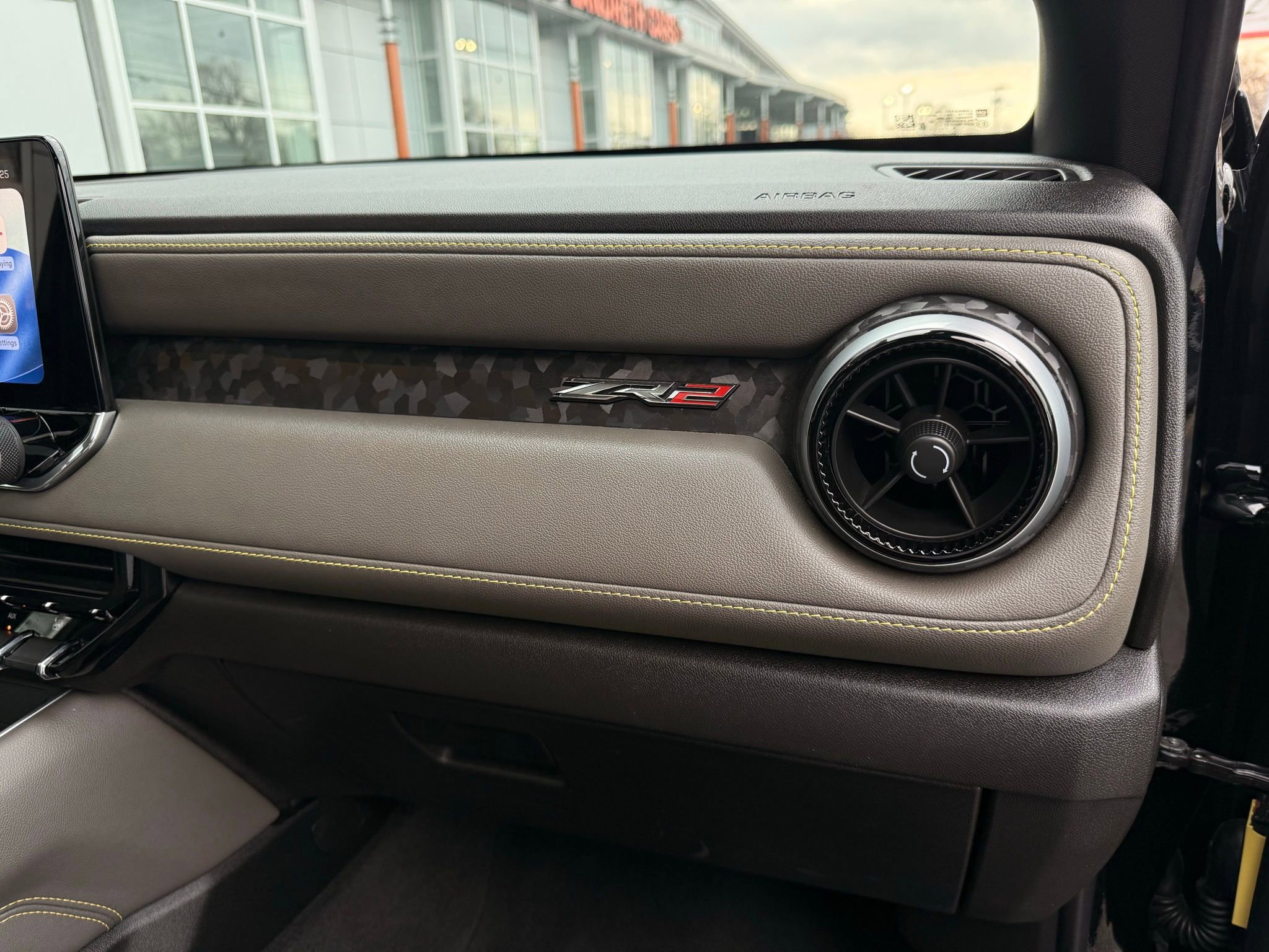 Used 2024 Chevrolet Colorado ZR2 w/ ZR2 Convenience Package III AWD/4WD image 26