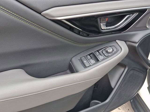 Used 2023 Subaru Outback Onyx Edition image 12