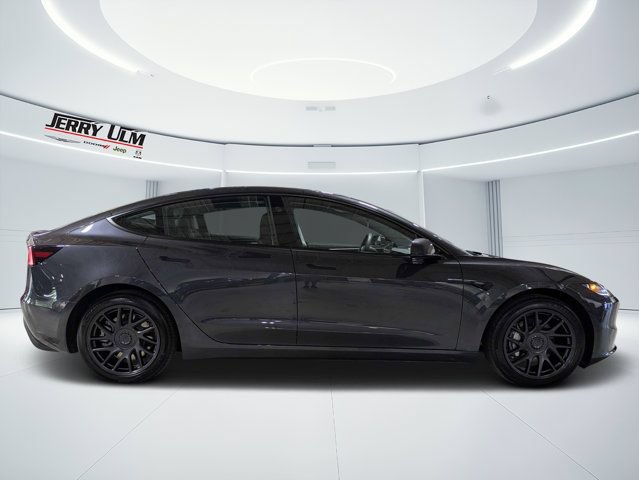 Used 2025 Tesla Model 3 RWD image 2