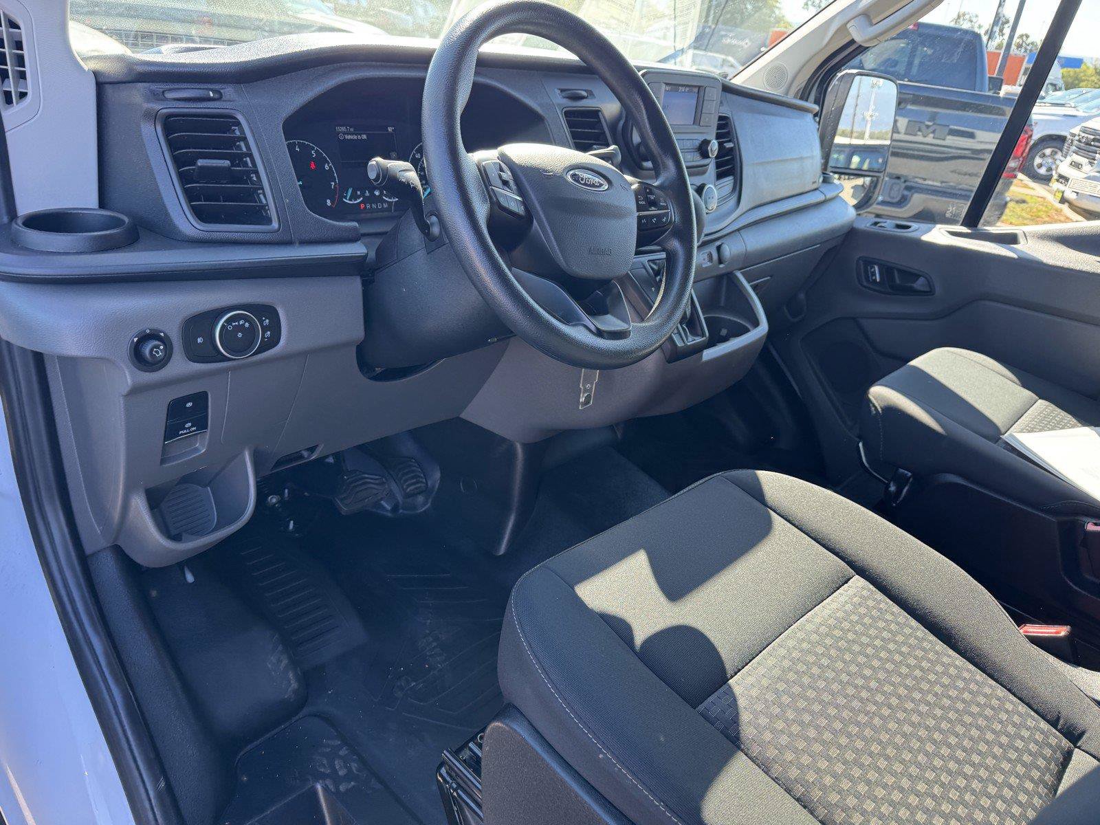 Used 2025 Ford Transit 250 Low Roof w/ Exterior Upgrade Package RWD image 12