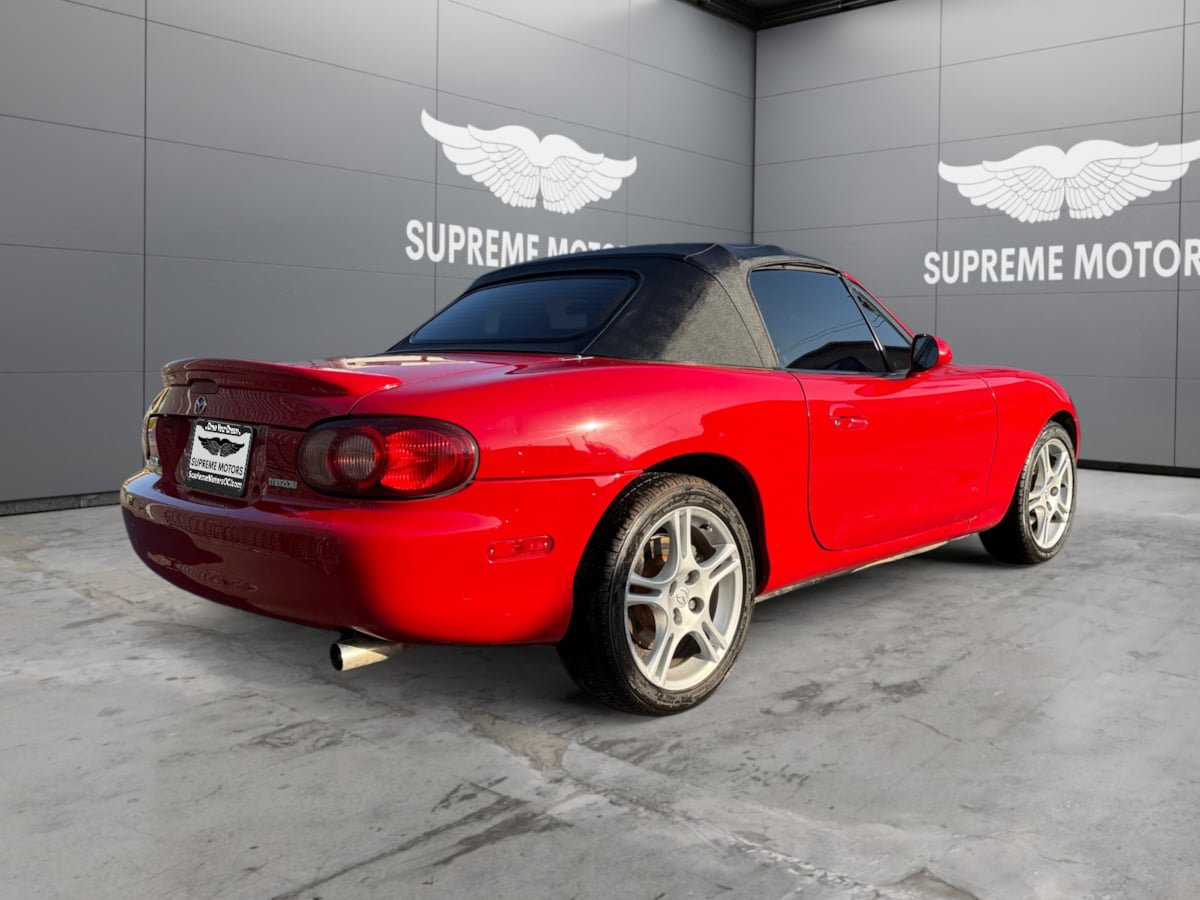 Used 2004 MAZDA MX-5 Miata w/ Convenience Pkg image 6