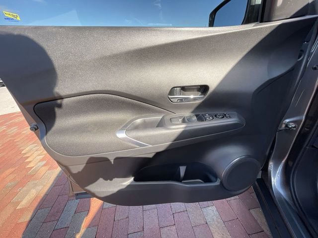 Used 2022 Nissan Kicks SV image 10