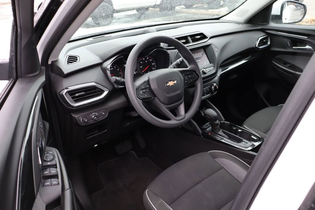 Used 2023 Chevrolet TrailBlazer LT image 10
