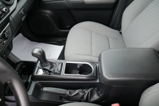Used 2020 Toyota Tacoma SR AWD/4WD image 23