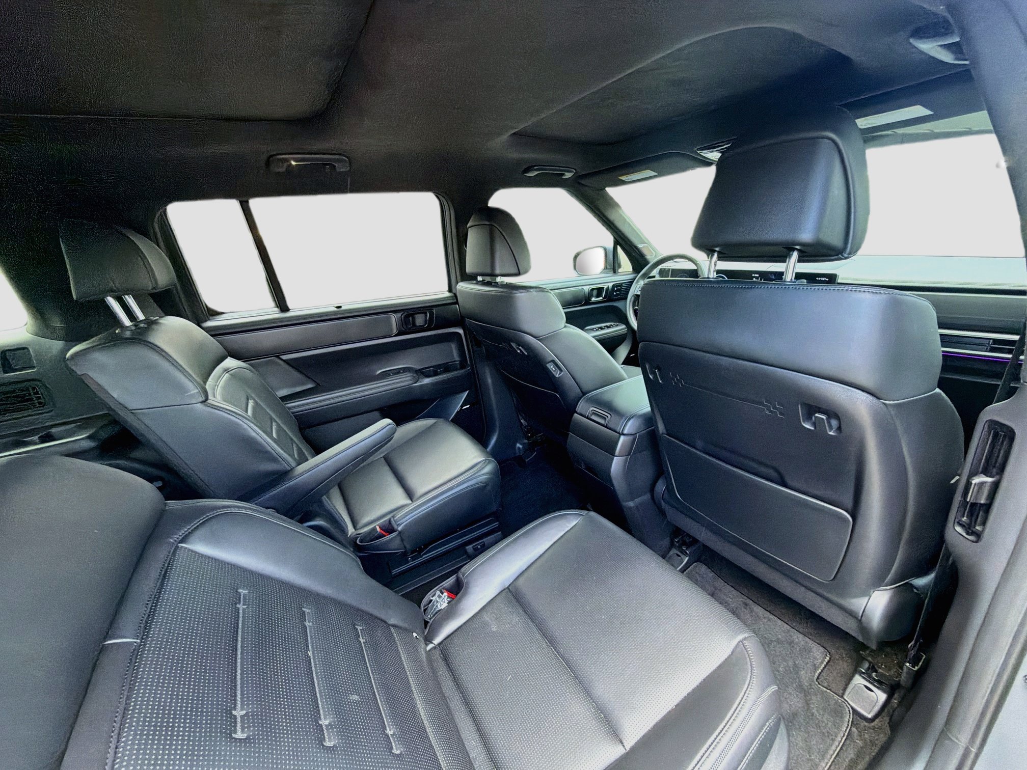 Used 2024 Hyundai Santa Fe Calligraphy FWD image 29
