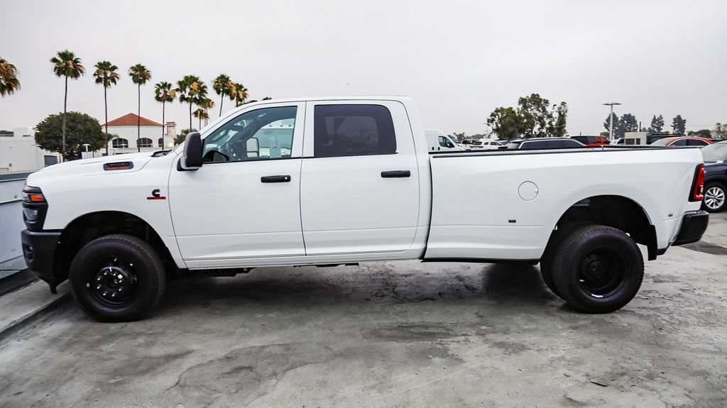 New 2026 RAM 3500 Tradesman AWD/4WD image 14
