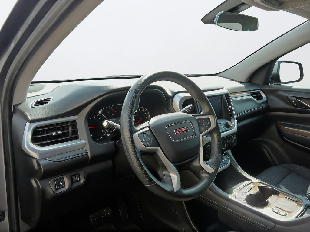 Used 2021 GMC Acadia SLE w/ Driver Convenience Package FWD image 21