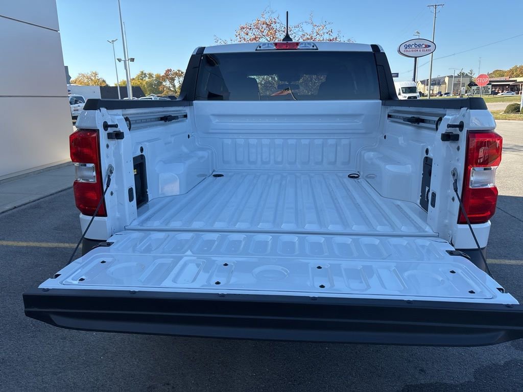 New 2025 Ford Maverick XLT image 33