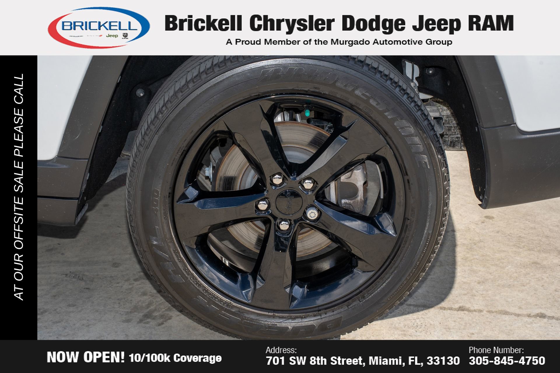 Used 2023 Jeep Grand Cherokee L Laredo image 42