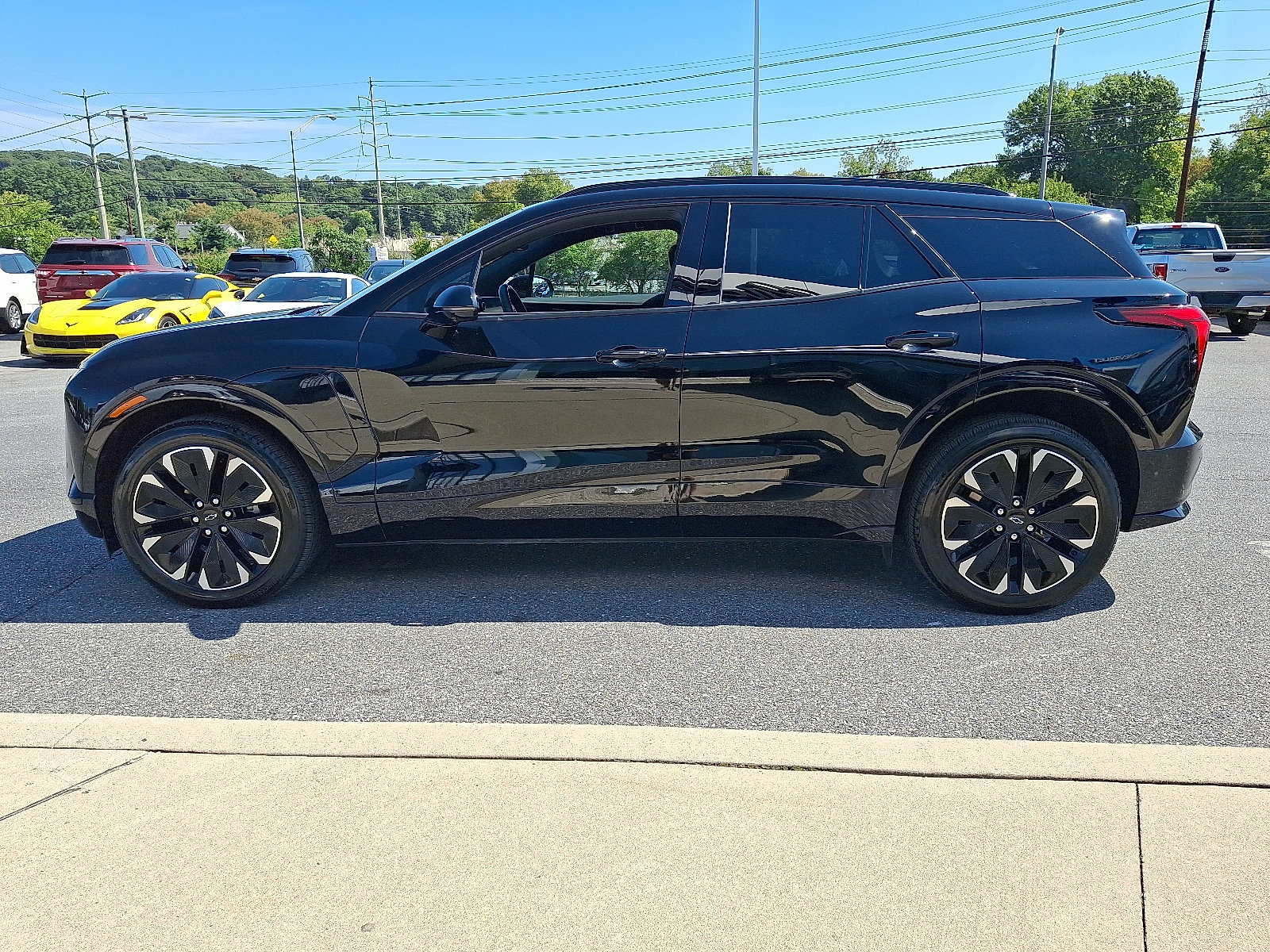 Certified 2026 Chevrolet Blazer EV RS w/ Super Cruise Package AWD/4WD image 4