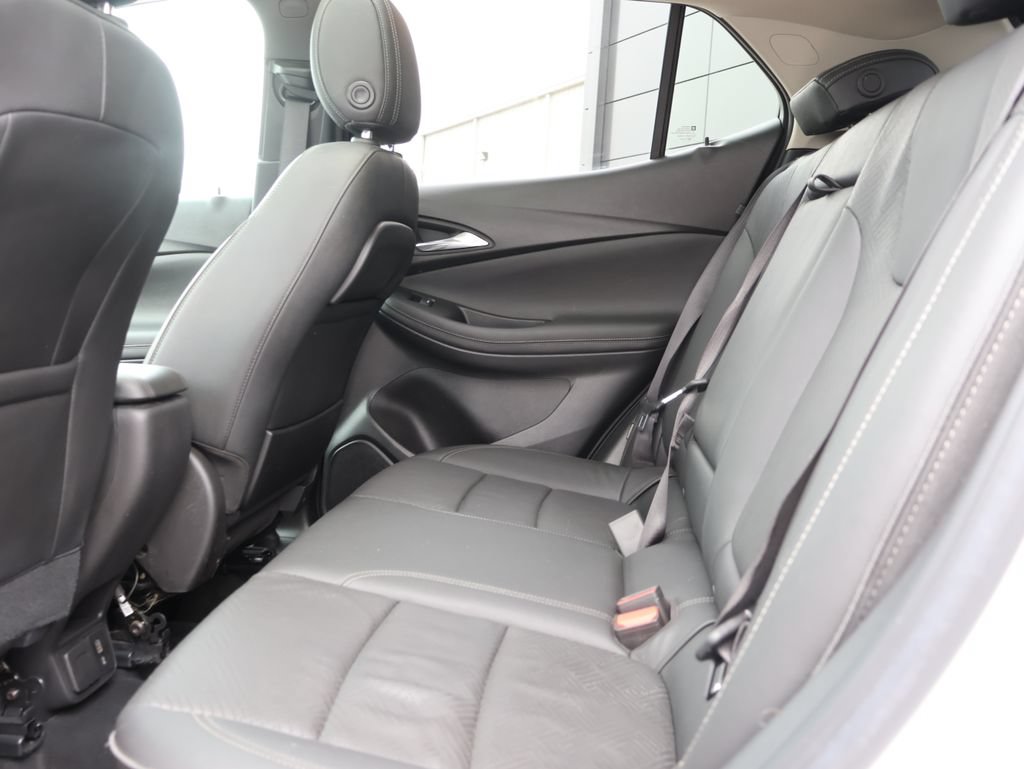 Used 2023 Buick Encore GX Essence w/ Experience Buick Package AWD/4WD image 18