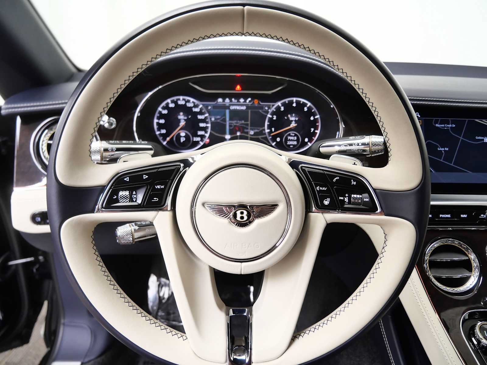 Used 2020 Bentley Continental GT AWD/4WD image 28