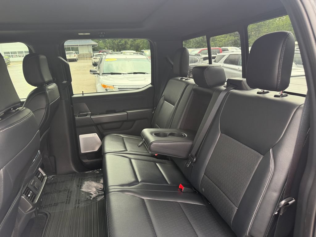 Used 2025 Ford F150 Lariat w/ Equipment Group 502A High AWD/4WD image 30
