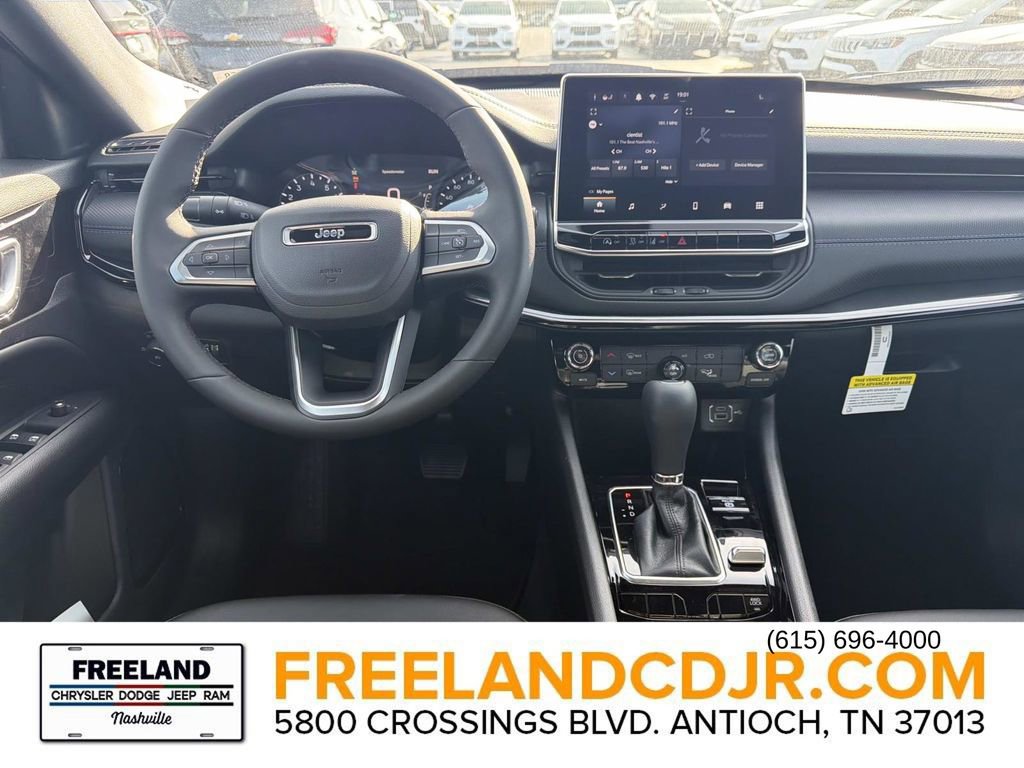 New 2026 Jeep Compass Latitude image 16