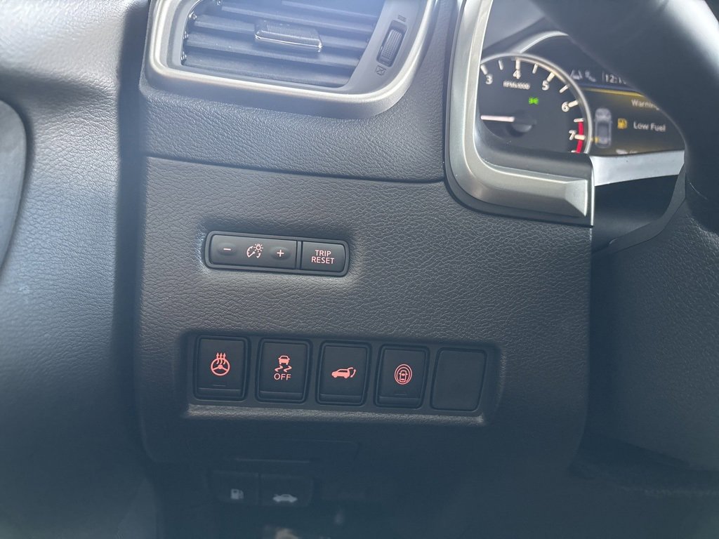 Used 2024 Nissan Murano SV image 15