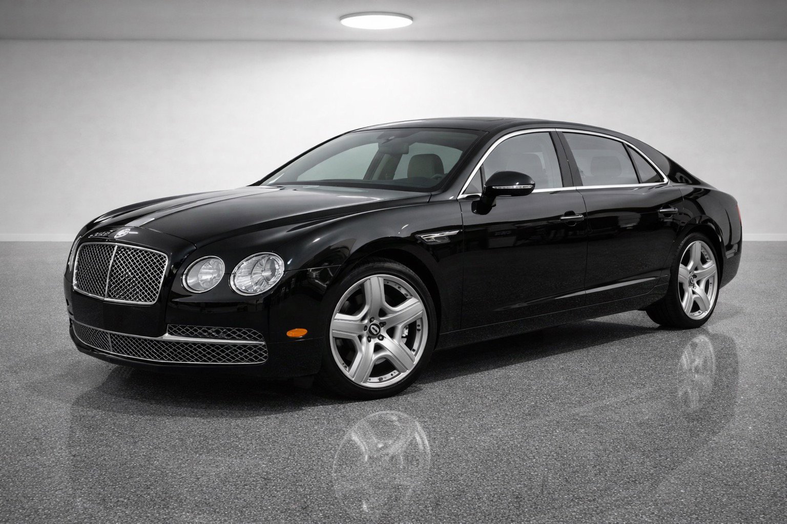 Used 2014 Bentley Flying Spur W12 AWD/4WD image 1
