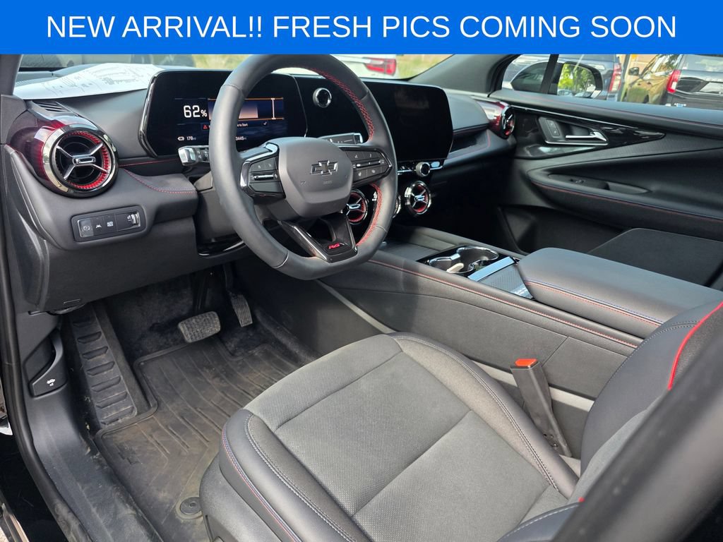 Used 2025 Chevrolet Blazer EV RS AWD/4WD image 8