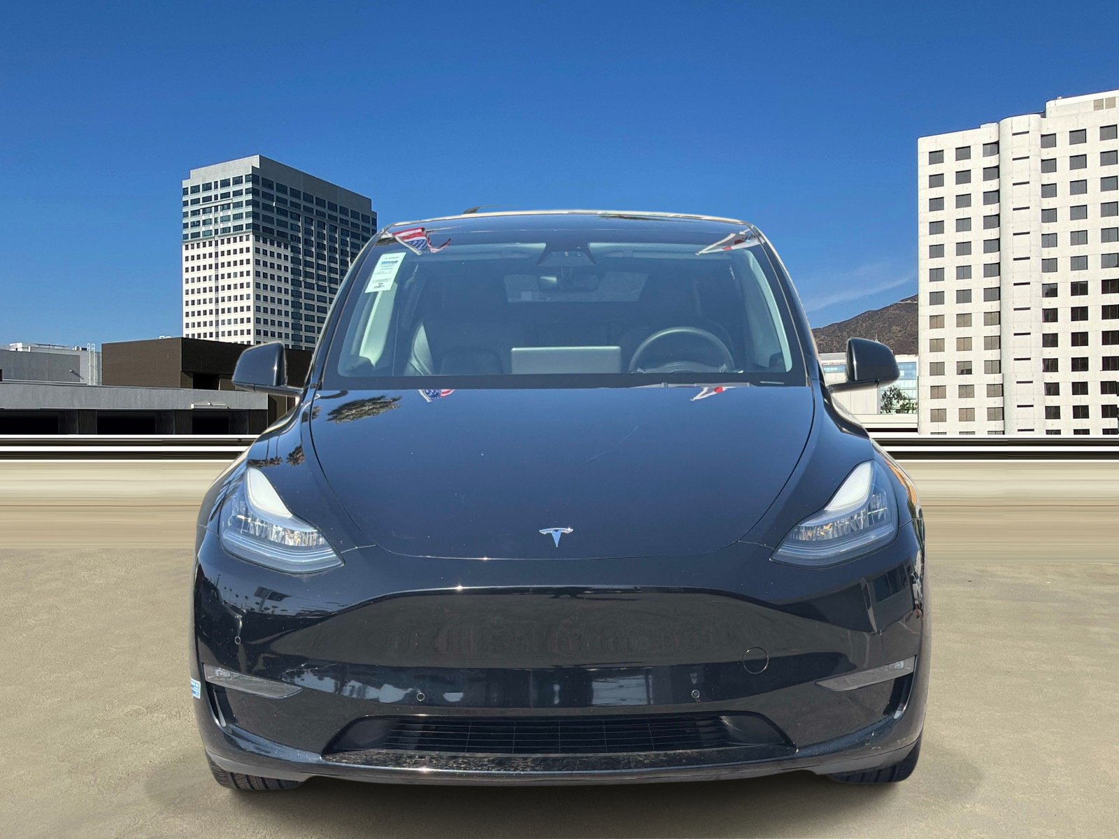 Used 2021 Tesla Model Y Long Range AWD/4WD image 2