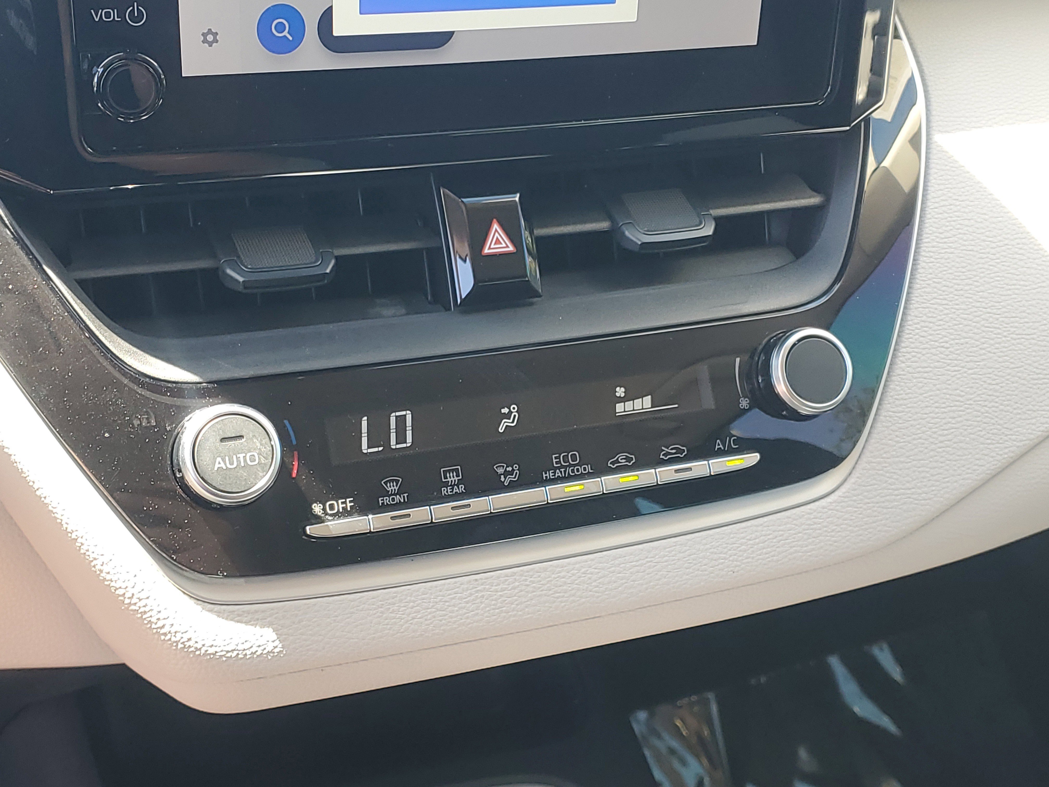 Certified 2024 Toyota Corolla LE FWD image 25