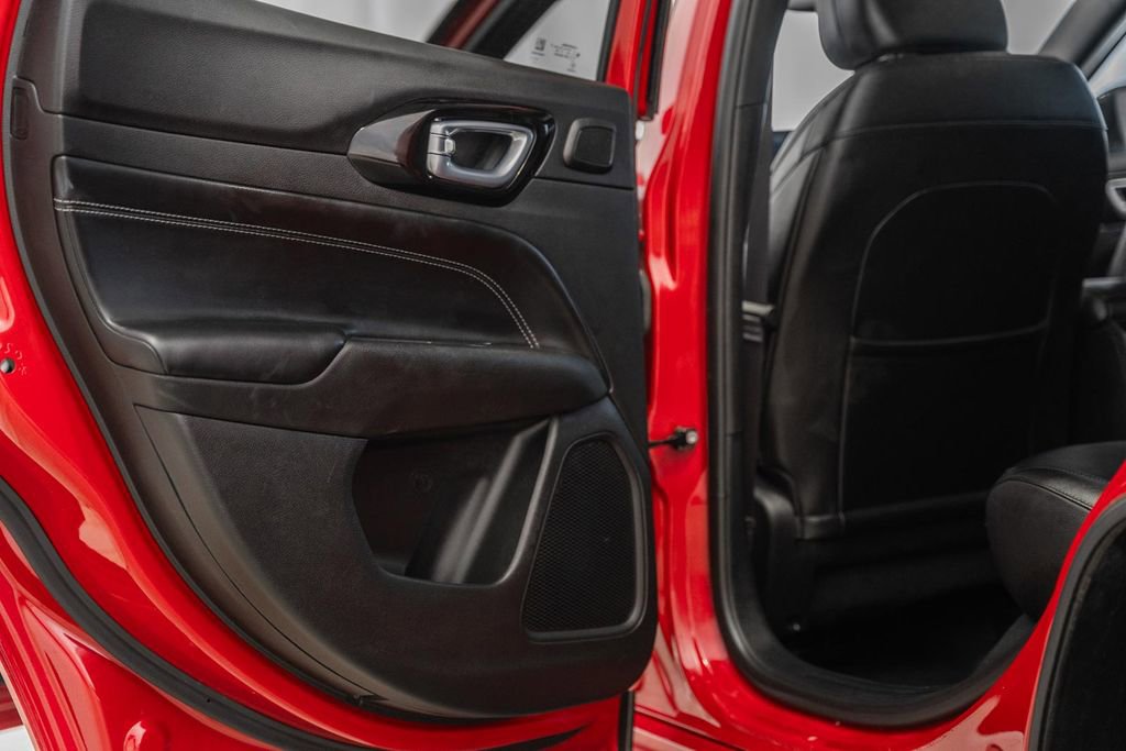 Certified 2024 Jeep Compass Limited w/ High Altitude Package image 41