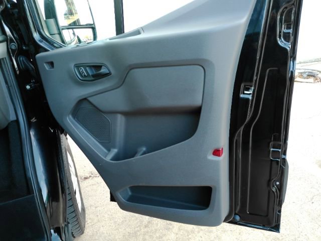 Used 2025 Ford Transit 350 XLT image 21