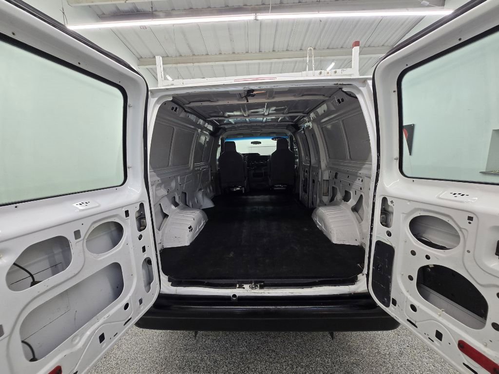 Used 2011 Ford E-150 and Econoline 150 w/ PWR Group image 9