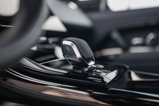 New 2025 Land Rover Range Rover Sport Dynamic SE image 22