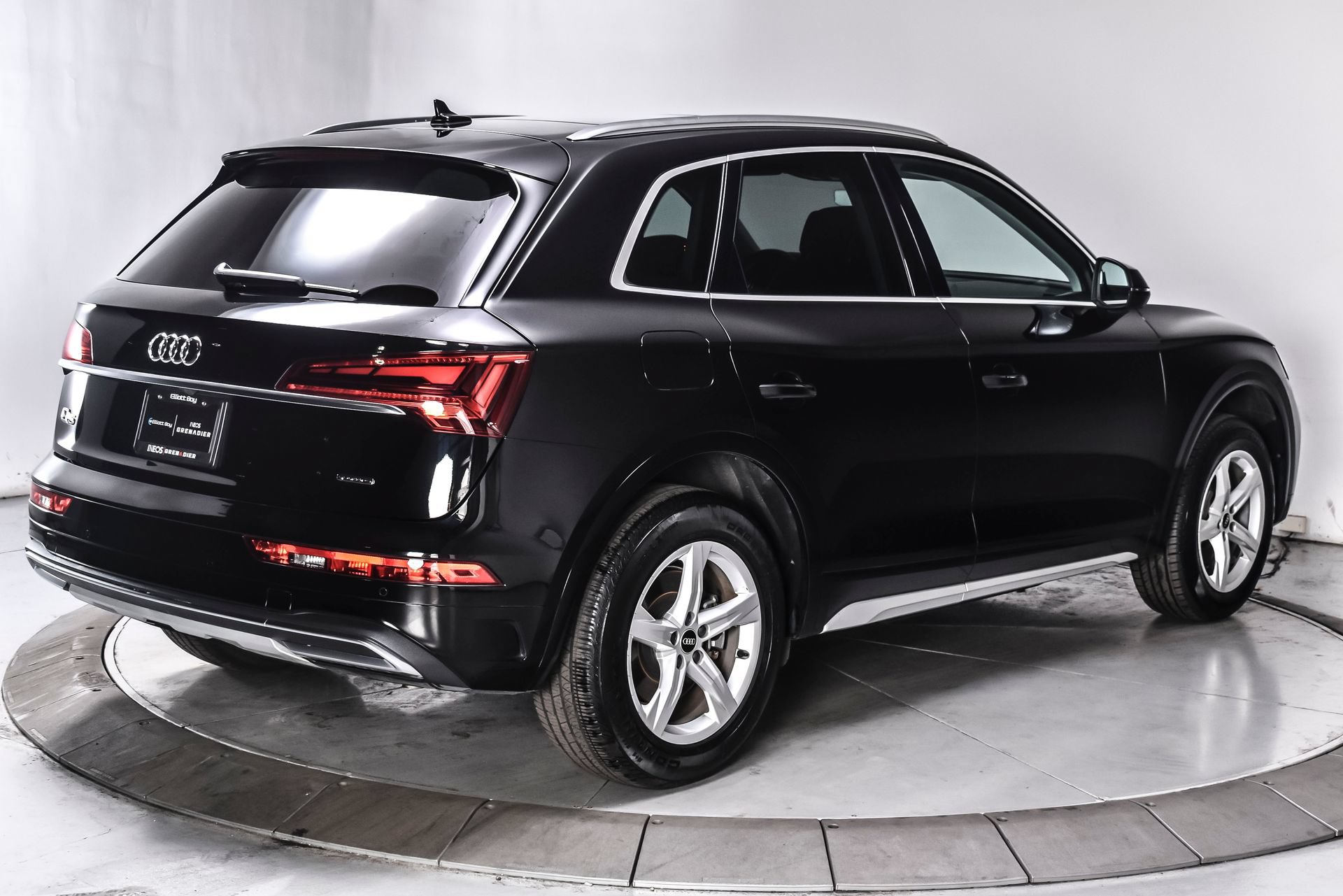 Used 2023 Audi Q5 2.0T Premium AWD/4WD image 6