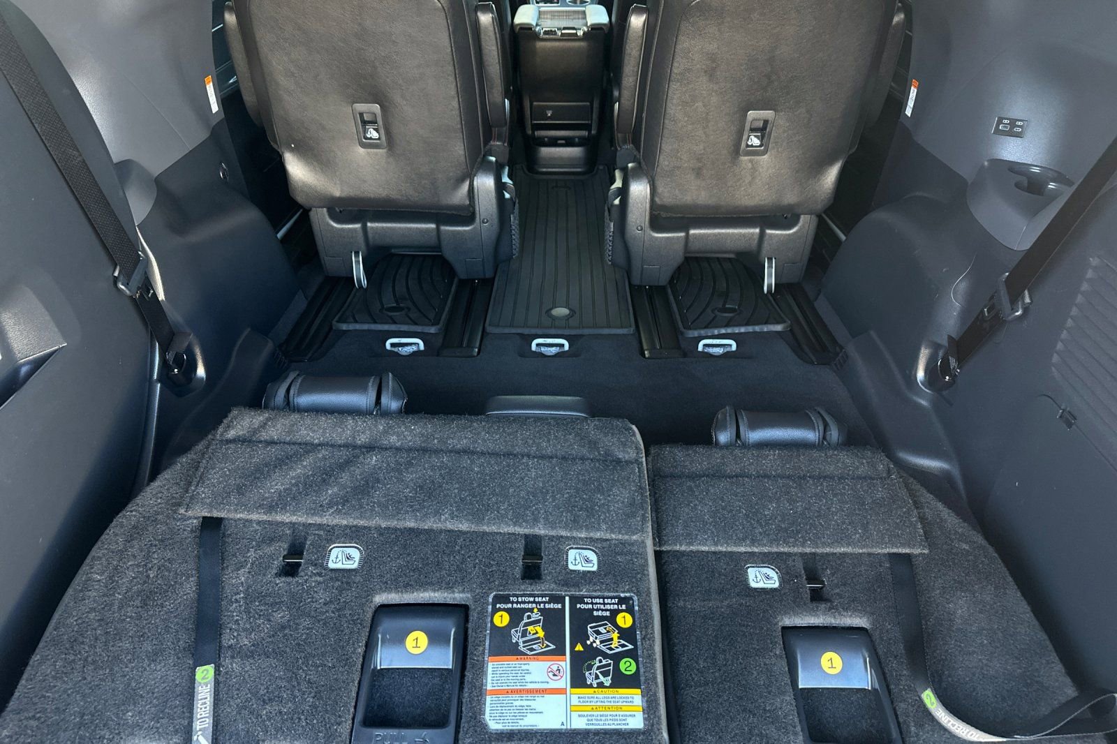 Used 2024 Toyota Sienna XSE w/ XSE Premium Package image 16
