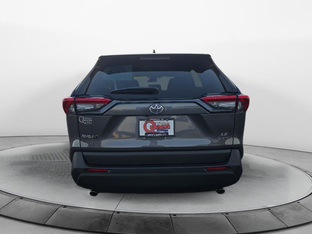 Used 2025 Toyota RAV4 LE image 4
