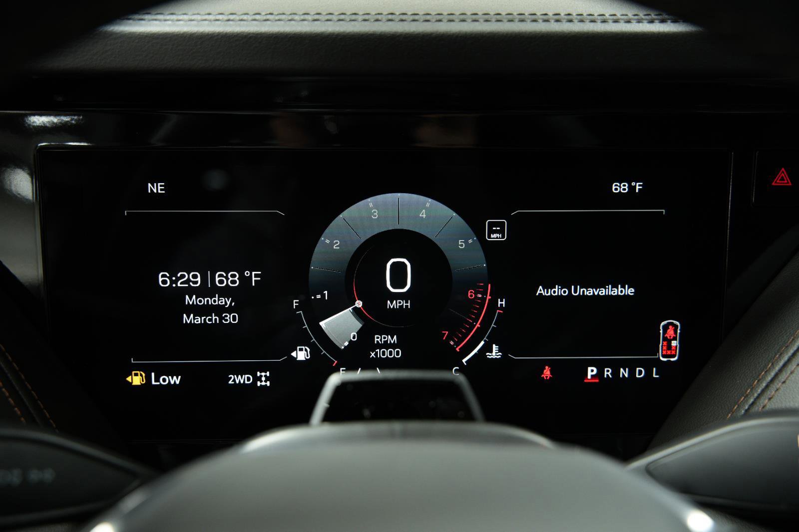 New 2026 GMC Yukon XL AT4 w/ AT4 Premium Plus Package AWD/4WD image 38