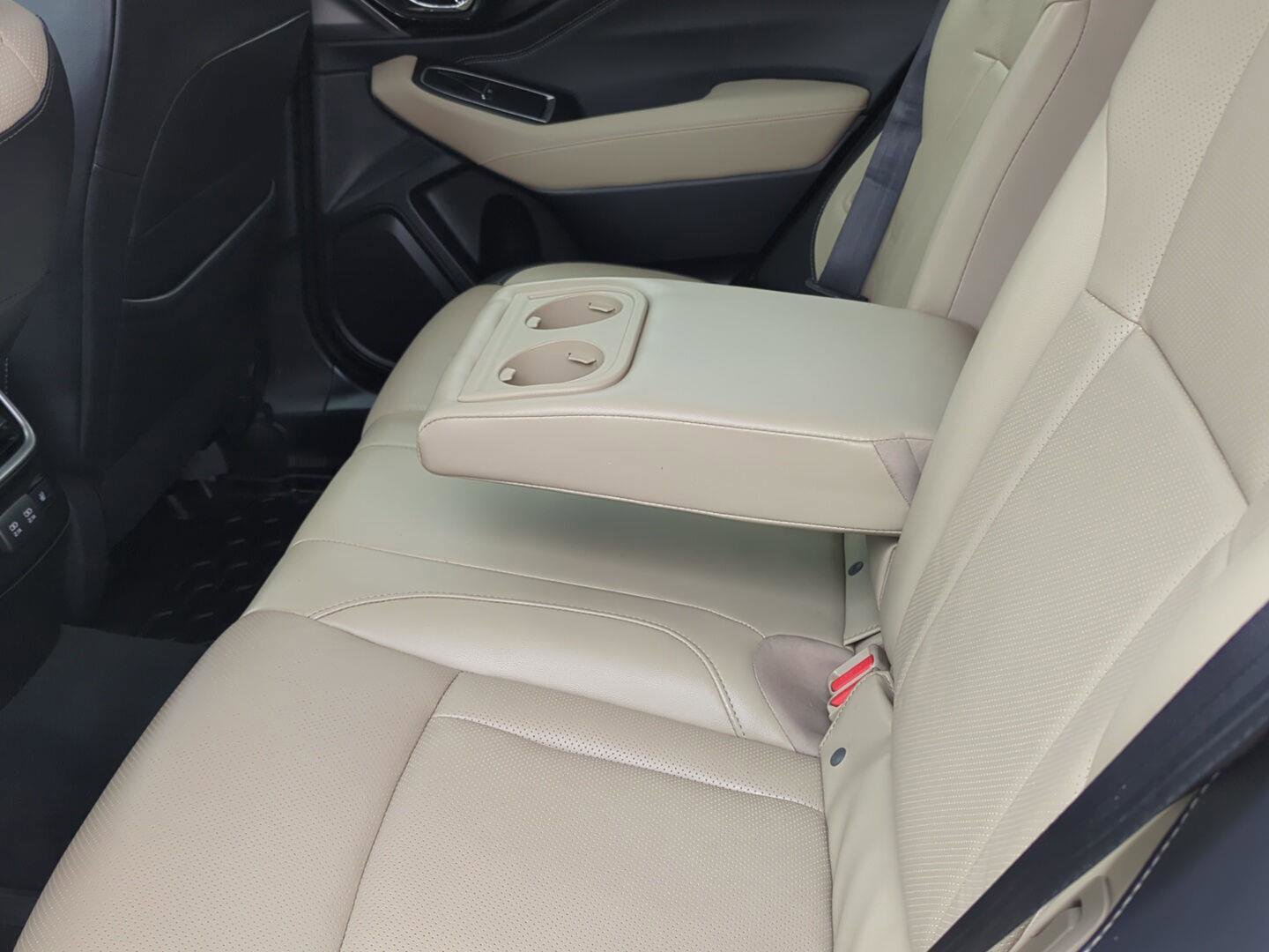 Used 2022 Subaru Outback Limited w/ Popular Package #2 image 11