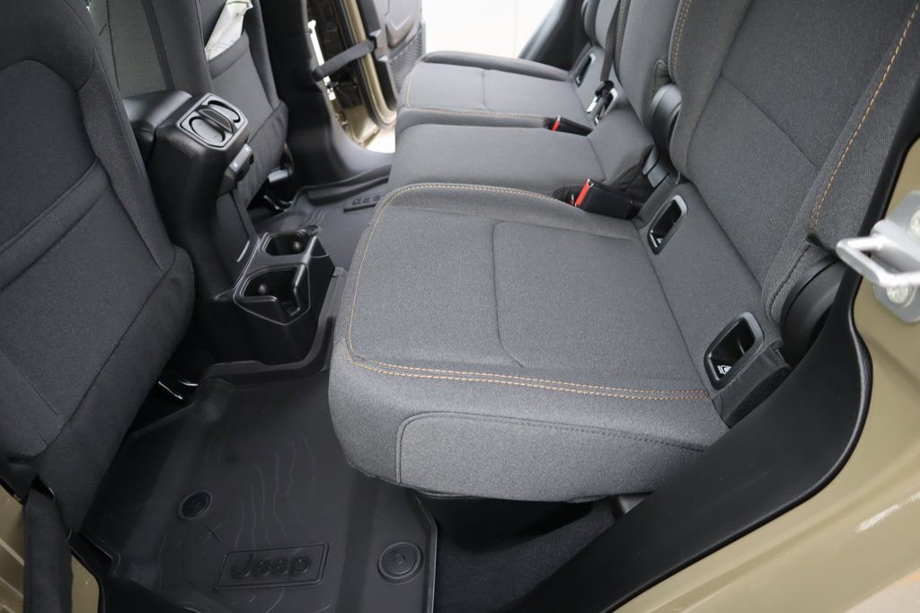 New 2026 Jeep Gladiator Sport image 11