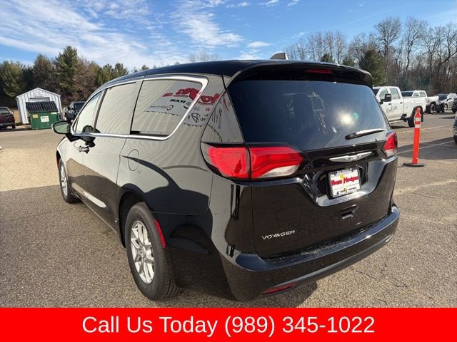 New 2026 Chrysler Voyager LX image 7