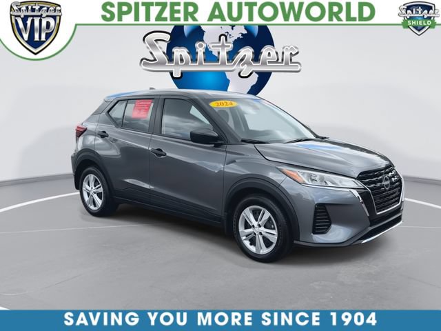 Used 2024 Nissan Kicks S FWD image 2