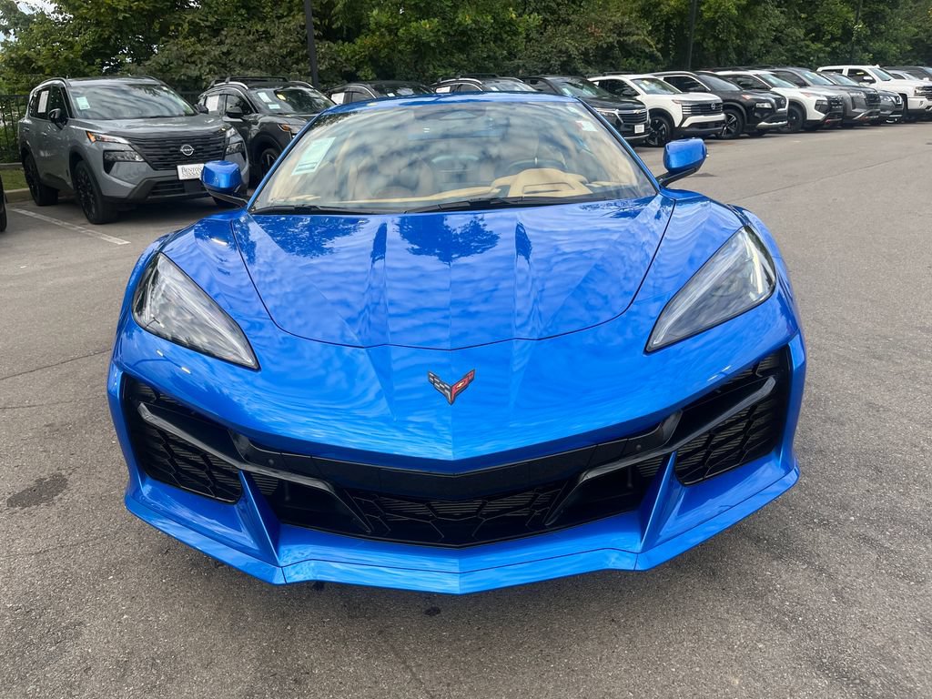 Used 2025 Chevrolet Corvette Z06 RWD image 35