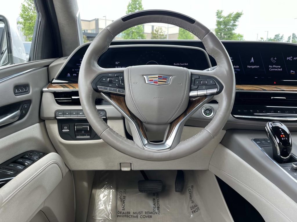 Used 2023 Cadillac Escalade ESV Sport Platinum AWD/4WD image 14