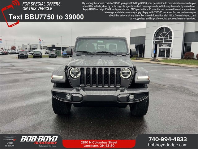 Used 2021 Jeep Gladiator Overland image 2