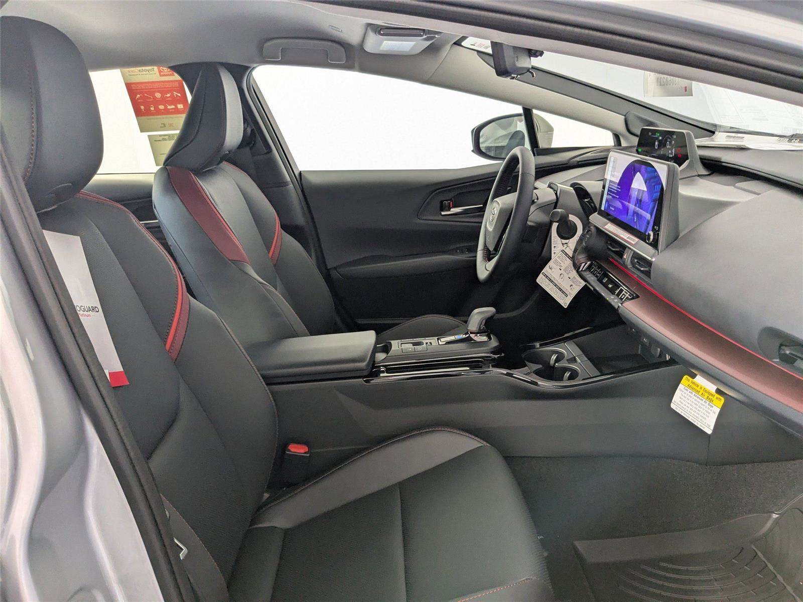 New 2026 Toyota Prius Plug-In Hybrid image 4