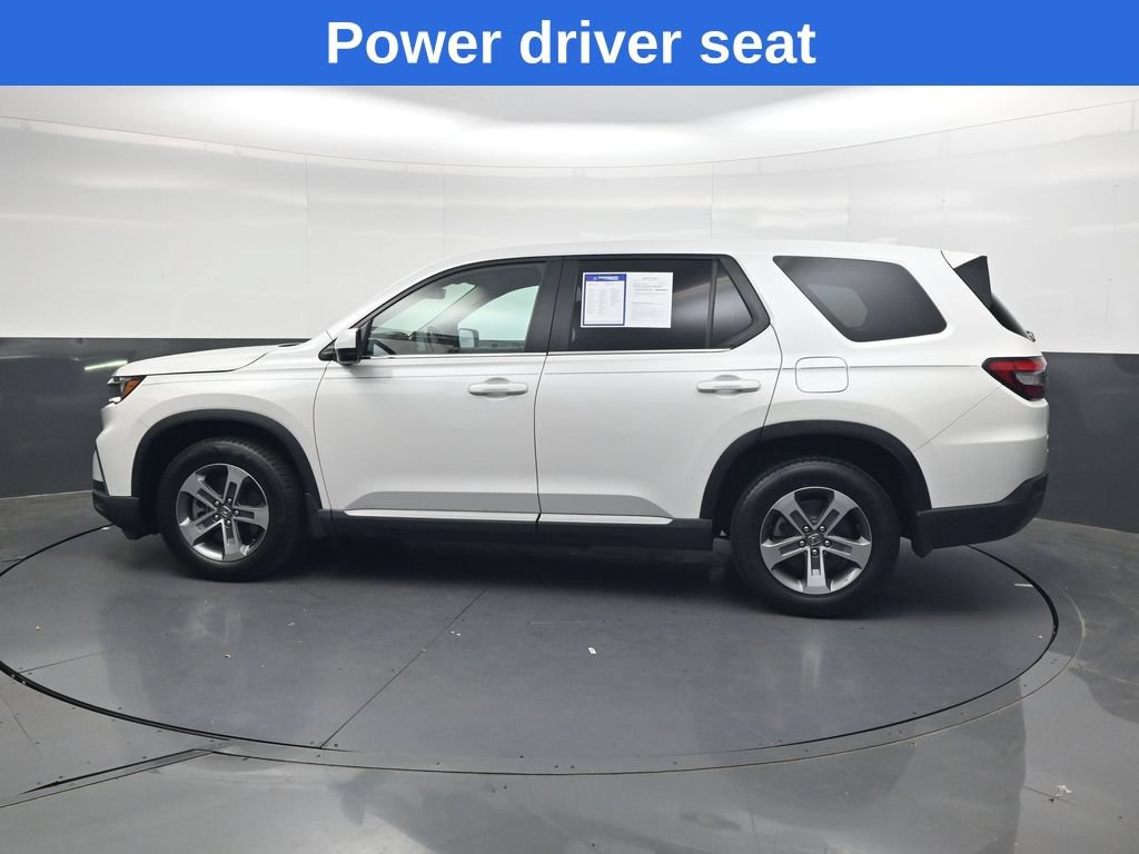 Used 2025 Honda Pilot EX-L image 7