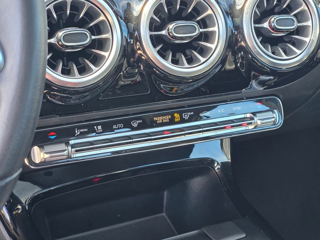 Used 2022 Mercedes-Benz A 220 4MATIC image 33