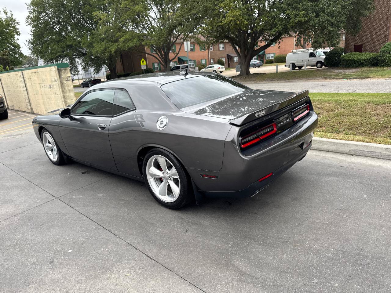 Used 2015 Dodge Challenger R/T Plus RWD image 8