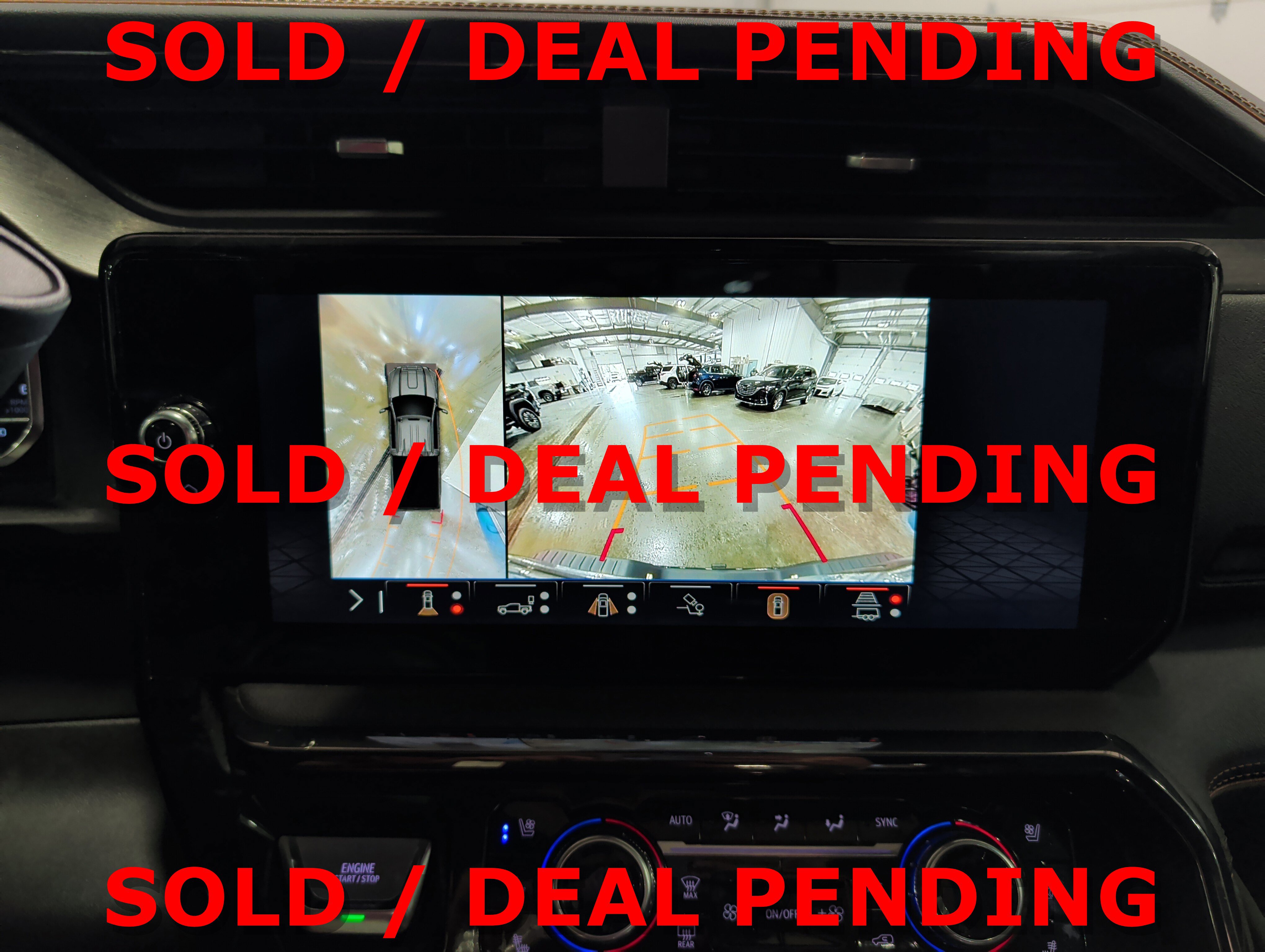 Used 2024 GMC Sierra 2500 AT4 w/ AT4 Premium Plus Package AWD/4WD image 12