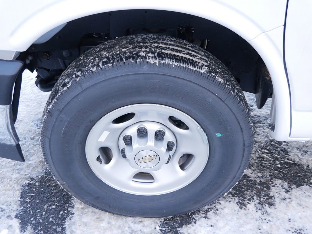 New 2025 Chevrolet Express 3500 w/ Power Convenience Package image 13