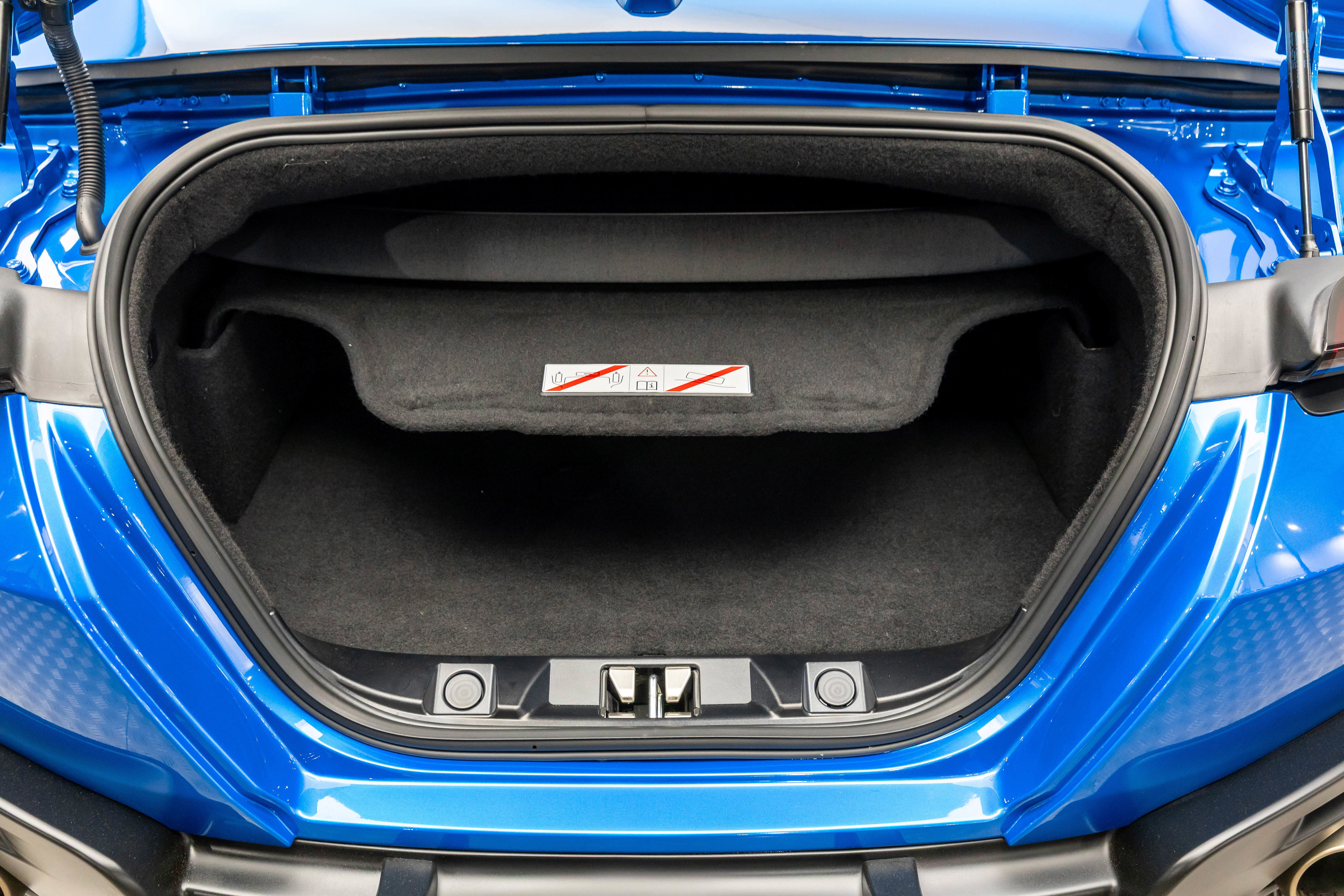 Certified 2025 Ferrari Roma Spider image 42