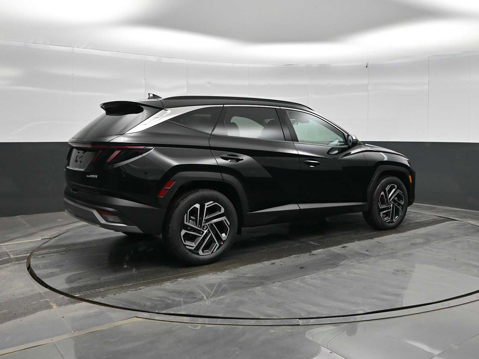 New 2026 Hyundai Tucson Limited image 8