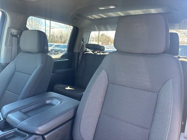 Used 2024 Chevrolet Silverado 1500 LT image 4