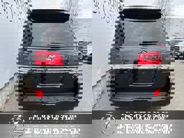 Used 2016 Toyota Land Cruiser image 5