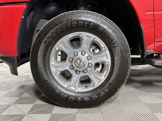 Used 2024 RAM 2500 Big Horn w/ Sport Appearance Package image 11