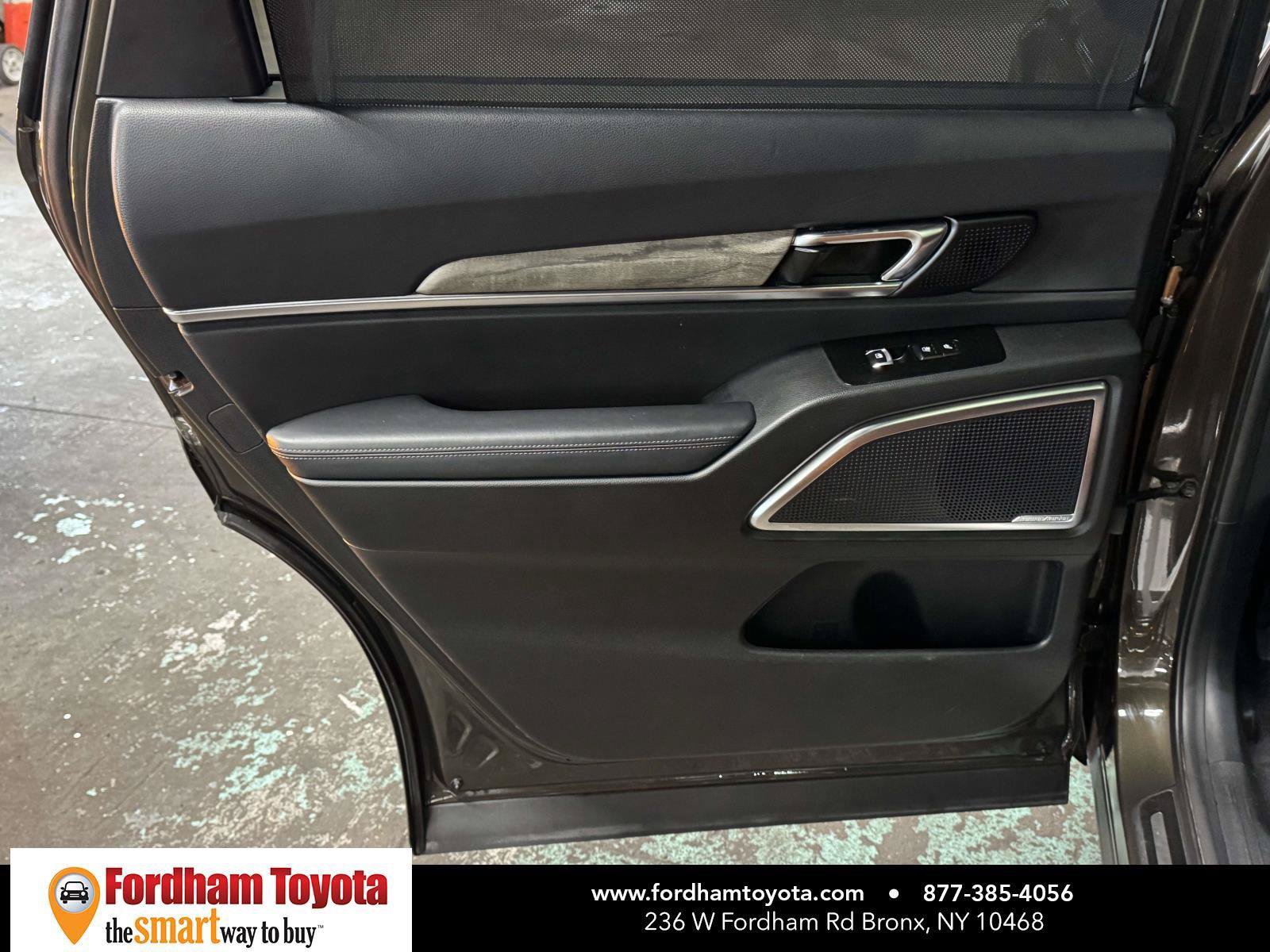 Used 2020 Kia Telluride SX w/ SX Prestige Package AWD/4WD image 10